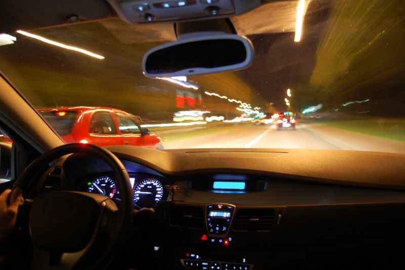 Consejos prácticos para conducir de noche en Lima