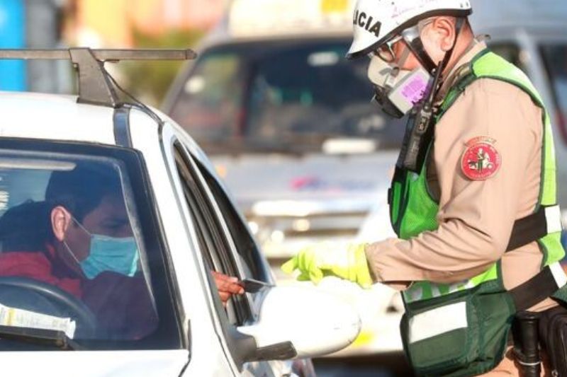 Castigo por conducir sin licencia en Lima Perú multa, inhabilitación y retención